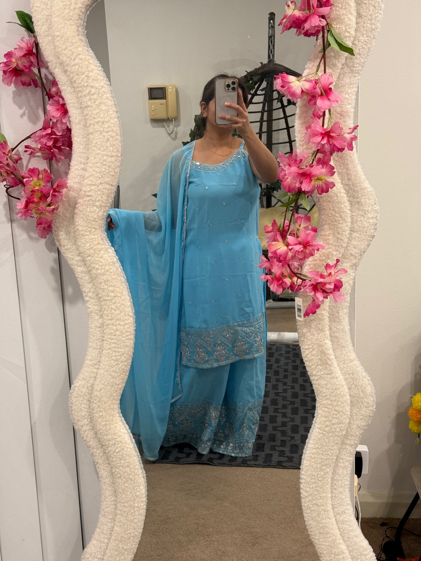 Sleeveless Kurtha Plazo Set