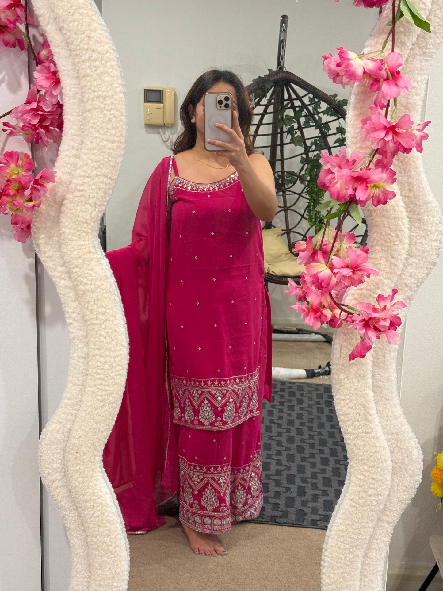 Sleeveless Kurtha Plazo Set